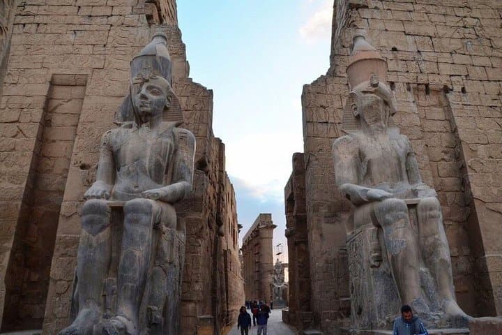 1 night -2 days trip from Cairo to luxor by bus , Hot Air Balloon and West Bank