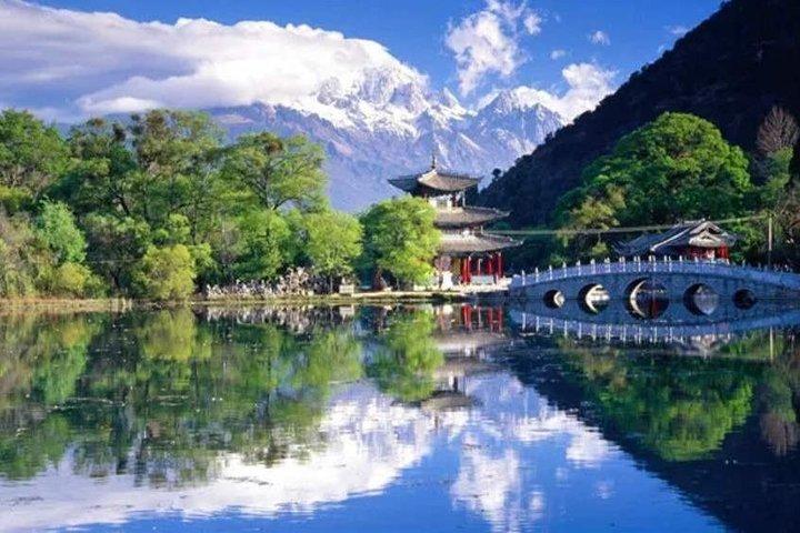 Tour di Lijiang a Jade Dragon Snow Mountain, Black Dragon Pool e Città Vecchia