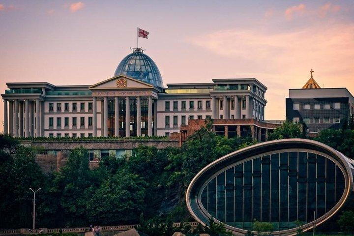 Tour privado de Tbilisi - Kakheti - Zaqatala - Sheki - Bakú durante 7 días
