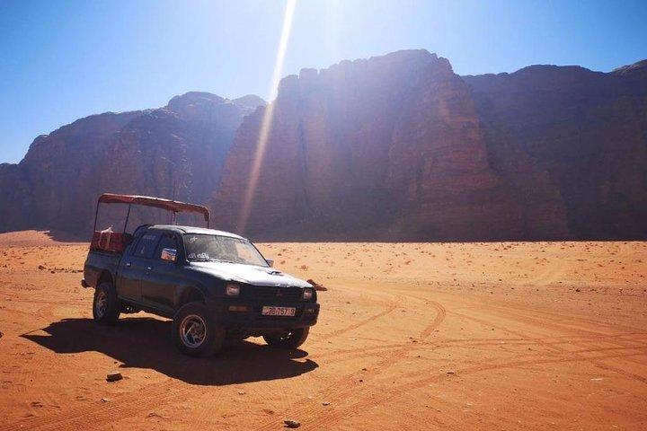 03 timmars Jeep-tur i Wadi Rum
