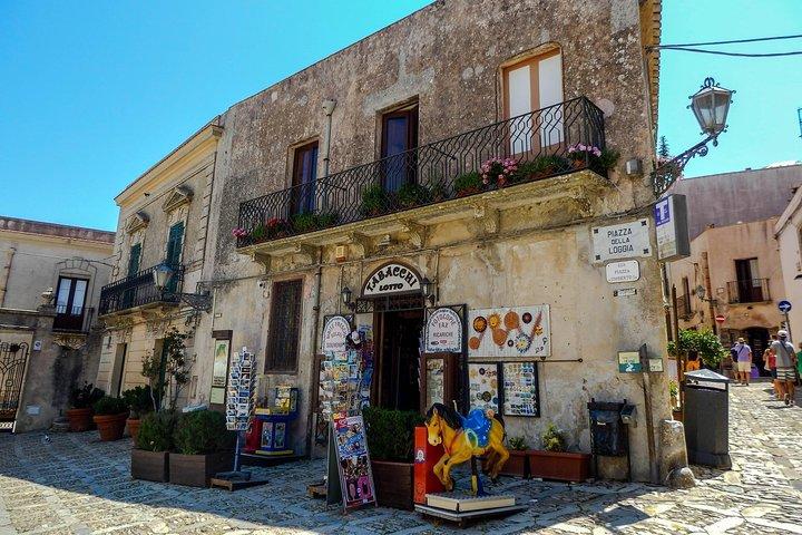 Excursión desde Palermo a Segesta, Erice, salinas de Trapani