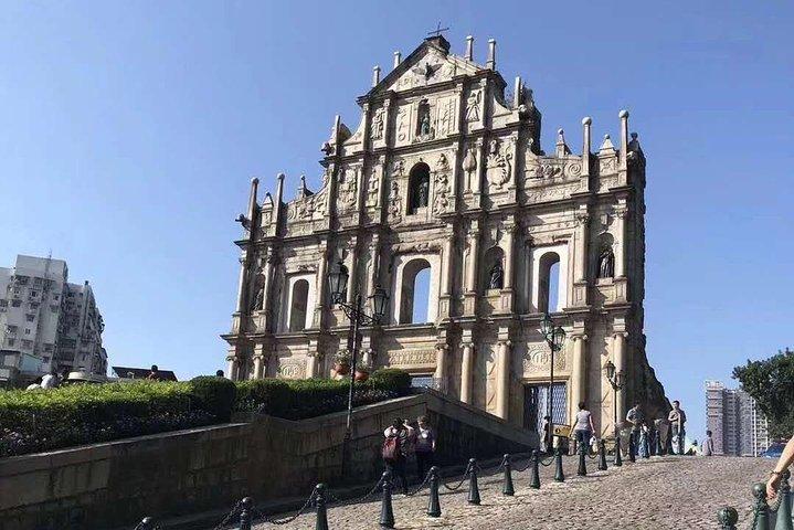 Macau Private Tour mit Toyota Alphard Luxus-MPV-Limousinen