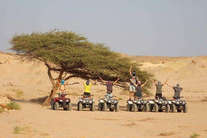 Super Safari Quad Biking y Jeep Safari, Beoduin Village BBC Dinner
