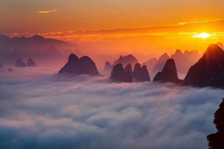 Half-Day Self-Guided Yangshuo Xianggong Hill Sunrise Tour