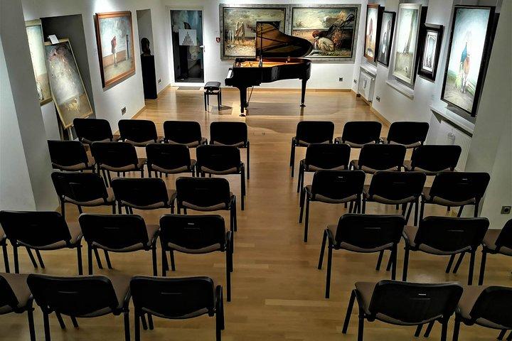 Dagligt live klaver Chopins koncerter kl. 18.30 i Warszawa Erkebispedømmer Museum