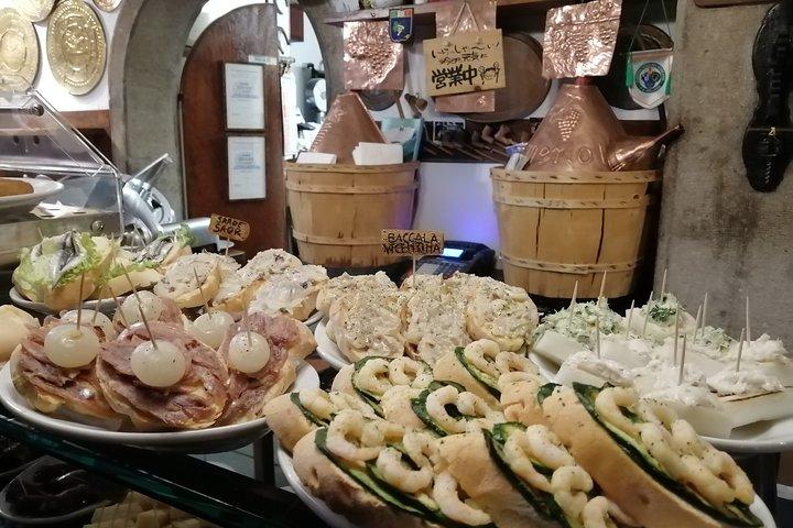Rialto Farmers & Fish Market Food Tour i Venedig med vinsmagning og sightseeing