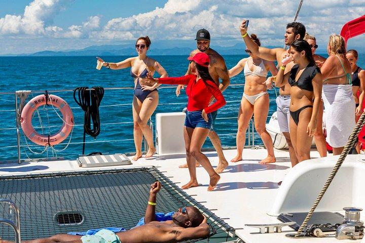 All Inclusive Taboga Island Catamaran Tour from Panama City
