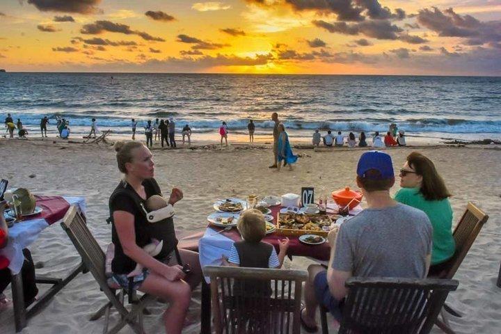 Bali Romantic Seafood Dinner under sunset jimbaran Beach