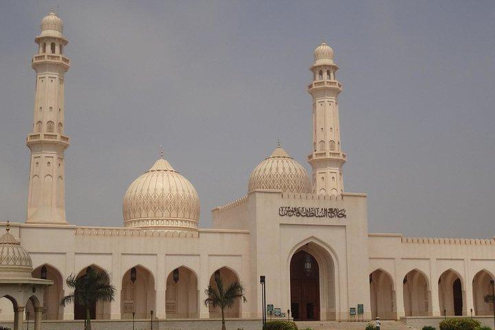 5-Day Private Tour of Dhofar with Accommodation