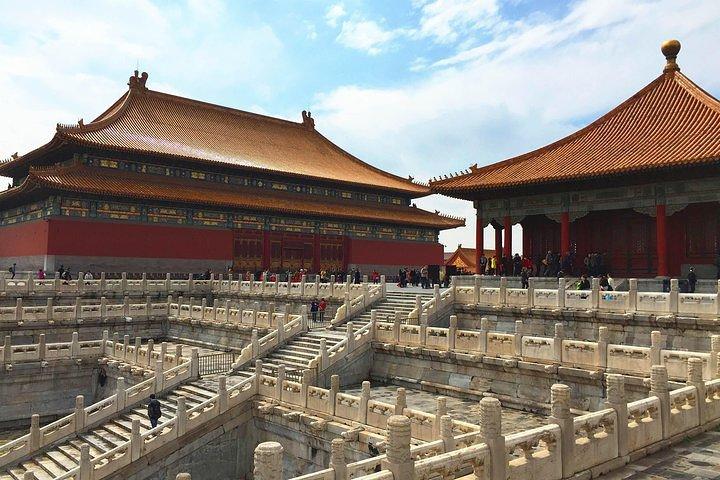 Beijing Essential Private Day Tour: Badaling Great Wall, Forbidden City & Square