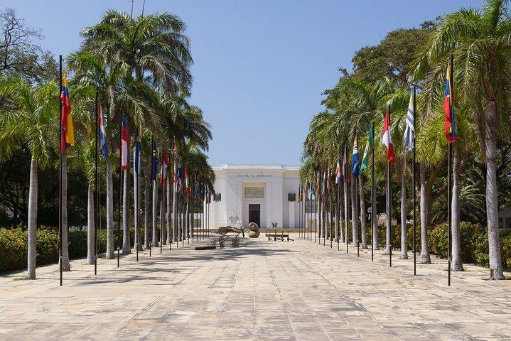 Tour della città vecchia e della città di Quinta San Pedro Santa Marta