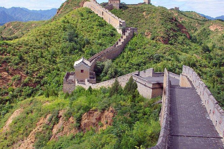 Beijing Essential Private Day Tour: Badaling Great Wall, Forbidden City & Square