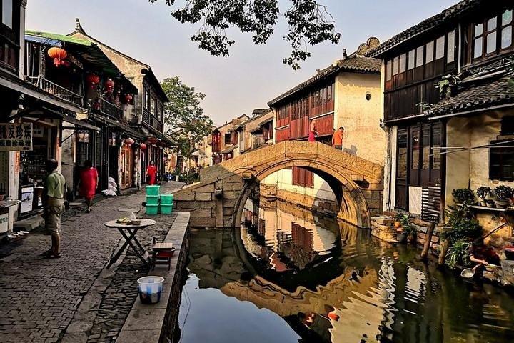 Excursion privée d'une journée à la ville aquatique de Zhouzhuang au départ de Shanghai