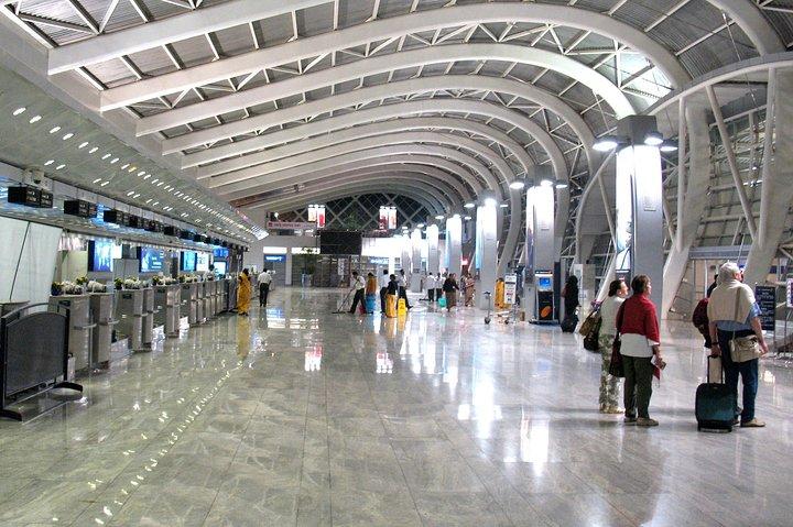 Pune flygplatstransfer i privat fordon