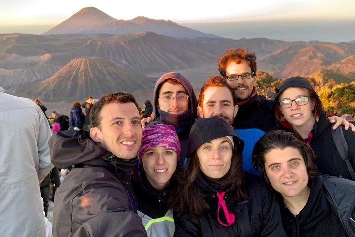 Bromo Sunrise Tour de Malang - serviço de 1ª classe