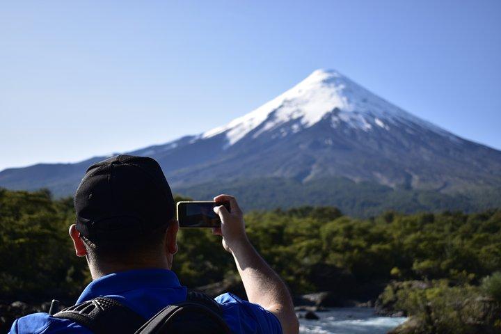 Excursão compartilhada Premium Full Day Vulcão Osorno e Petrohue Falls