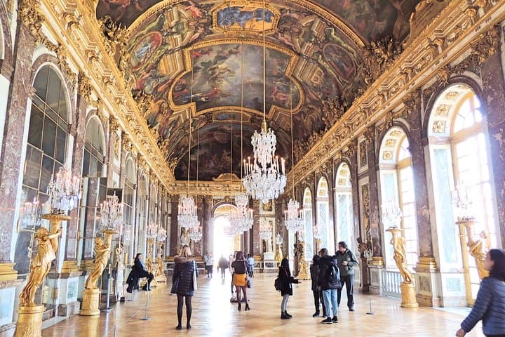 Private Versailles Guided Tour with Optional Transfer from Paris