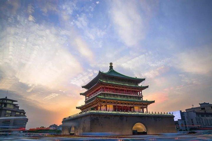 Transfer de Partida Privada: City Hotel para o Aeroporto Internacional de Xianyang (XIY)