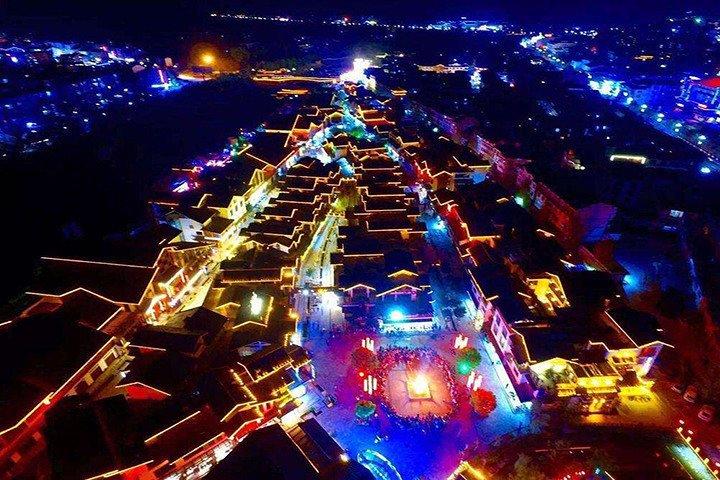 Discovery Day Tour a Yellow Dragon Cave, Baofeng Lake e Xibu Street