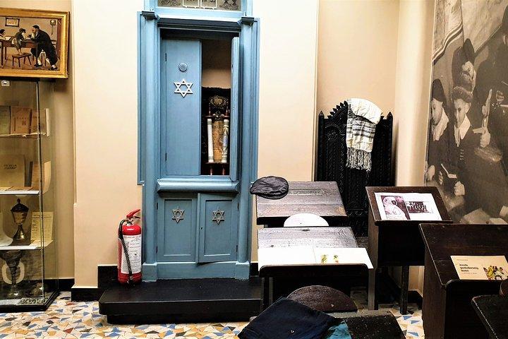 Bukarest judiska arvet | Förintelsens minnesmärke | Privat biltur