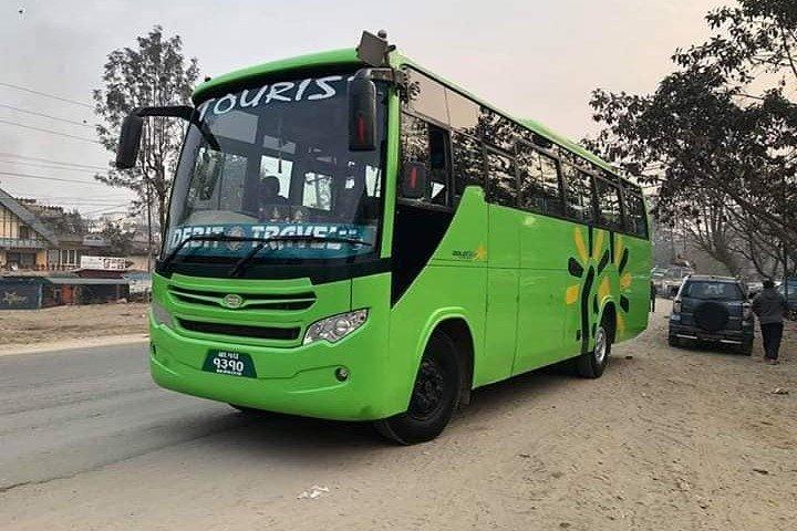 Ac Deluxe Night Coach De Pohara a Katmandú
