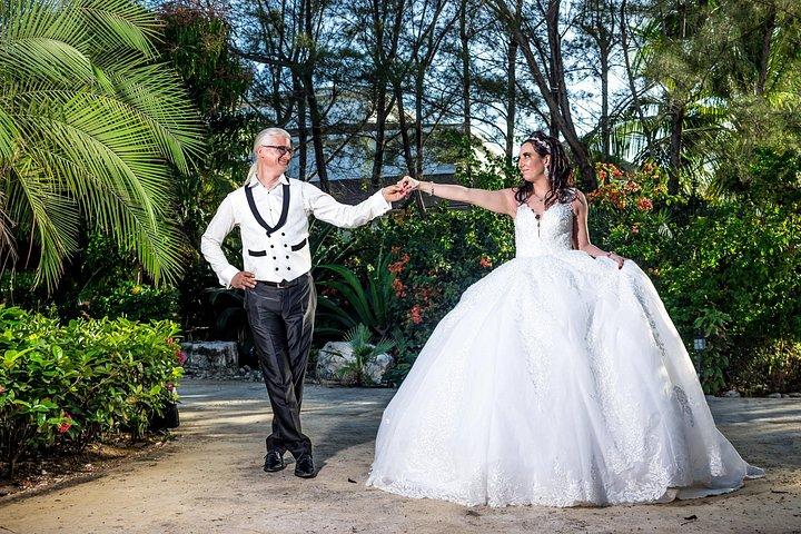 Montego Bay Photographer LLC - Kevin Wright