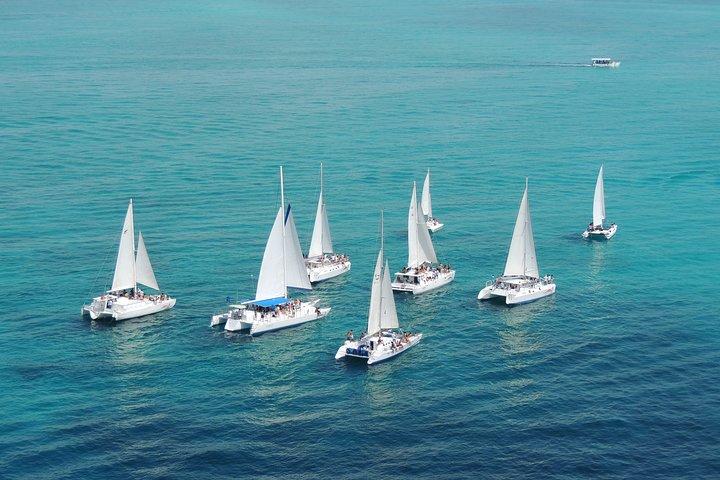 Isla Mujeres, Katamaran Tour an einem Tag zu einem Preis