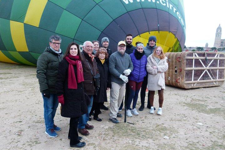 Heißluftballonfahrt in Segovia mit Toast, Picknick und Video