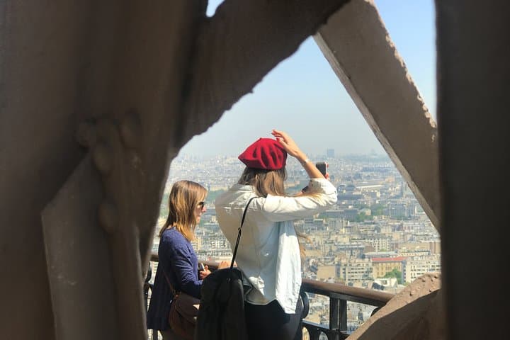 Eiffel Tower Tour by Lift and Seine Cruise