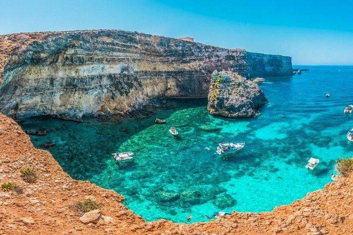 Malta Privé boottocht naar Comino, Gozo, Blue Lagoon & Caves