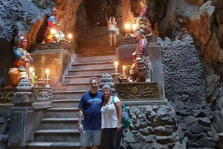 Privéautotransfer naar Da NangCity Marble Mountain-Monkey Mountain-Dragon Bridge