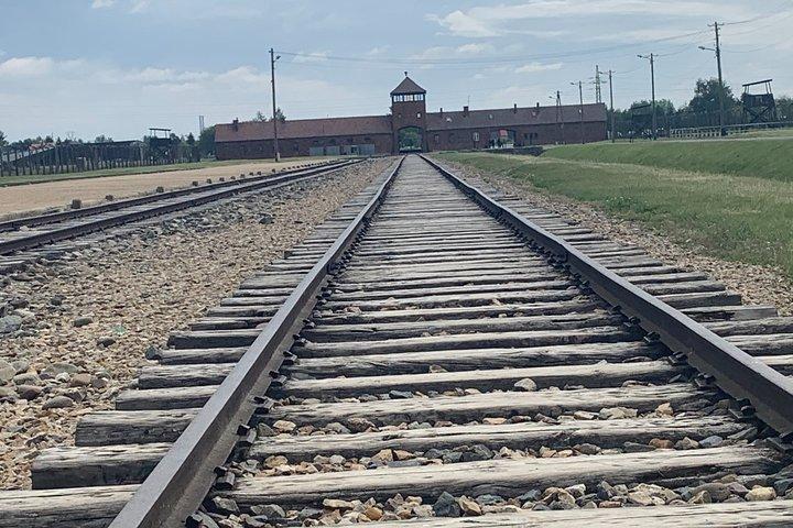 Auschwitz-Birkenauクラクフからのガイド付きツアー