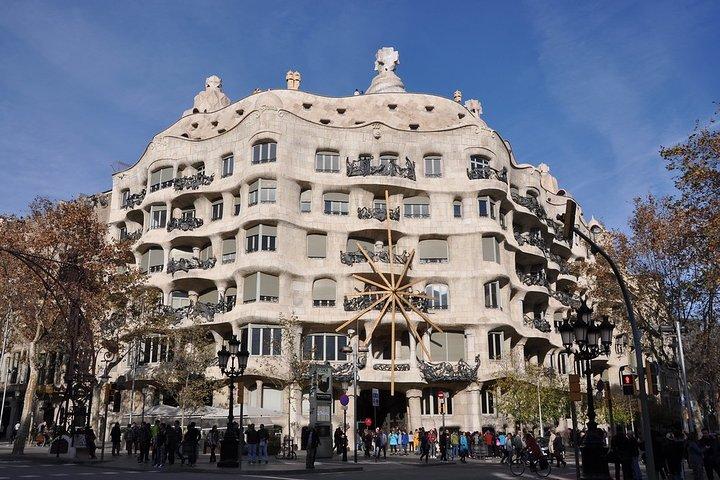 Tour privati a Madrid, Saragozza e Barcellona con trasporto incluso