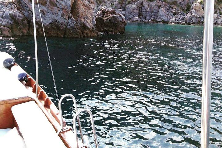 Tour Privato in barca di Lipari e Vulcano (7 ore)