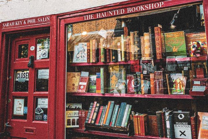 Explore Cambridge Student Life & Top Colleges Walking Tour