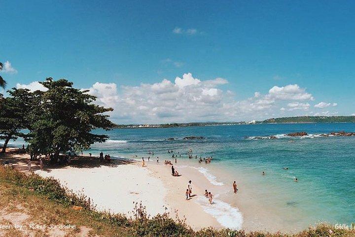 コロンボからのゴールフォートとウナワトゥナビーチへの日帰り旅行
