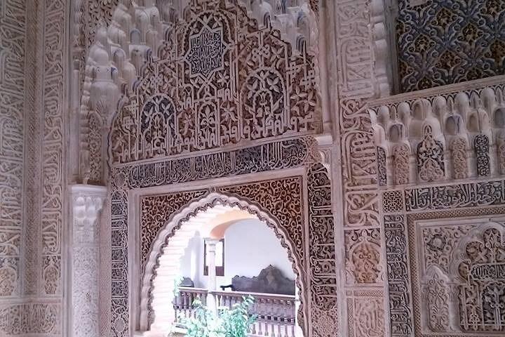 Andare ad Alhambra? Tour privato di 3 ore! Salta le lunghe file per visitare l'Alhambra