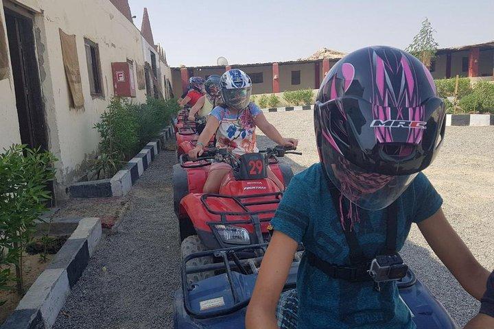 3-timers Desert Safari Quad Bike og Camel Ride