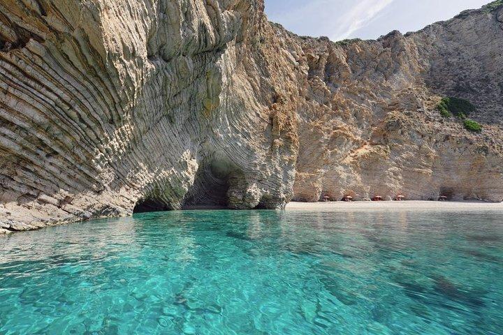 Excursão privada à praia de Palaiokastritsa e à vila de Lakwnes