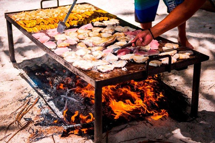 Crociera di mezza giornata sulla laguna di Muri con barbecue a pranzo e snorkeling