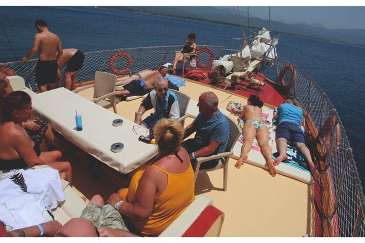 Fethiye Bays and Islands Sailing Cruise with Lunch