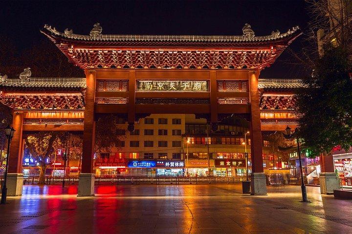 Nanjing Night River Cruise Tour met halal-stijl eetervaring
