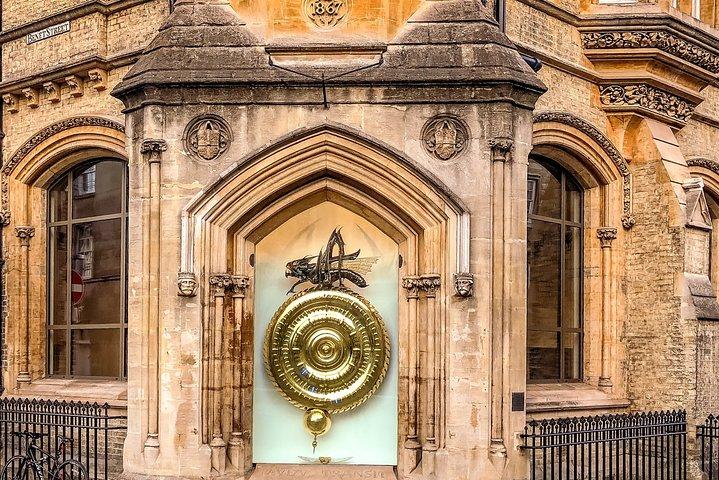 Cambridge's History & Secrets with Self-Guided Walking Tours