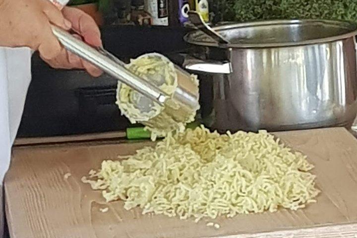 Porec FOOD & WINE Passeggiata con degustazione di vini e cibi