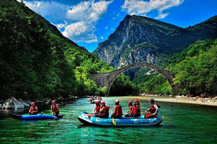 Arachthos Wildwasserfluss Rafting: Plakas Brücke- Zari