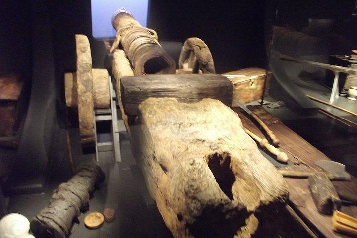 Tour privato di un'intera giornata alla storica città navale di Portsmouth