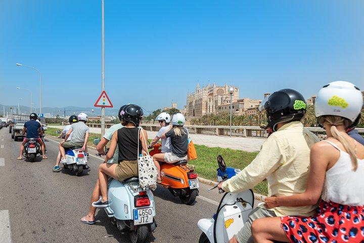 Noleggio scooter e moto per esplorare Maiorca