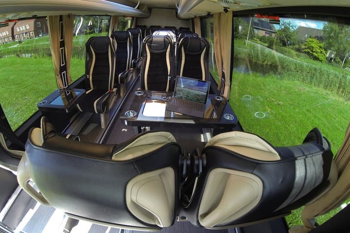 1-15 persons Taxi or Bus Transfer Amsterdam city to Airport