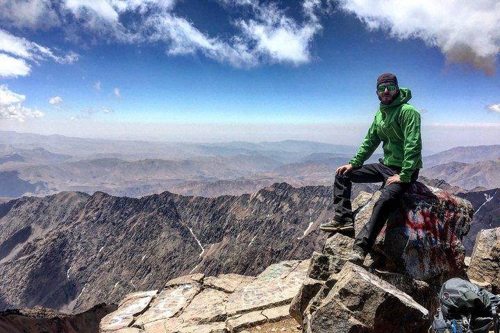 Marrakech : Atlas Mountains Day Trek To Talamrout Summit 2700m(マラケシュ ) ( アトラス山脈日帰りトレッキング~タラムラウト山頂2700m)