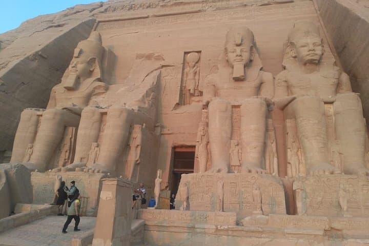 Enjoy full day tour to Abu Simbel from Luxor